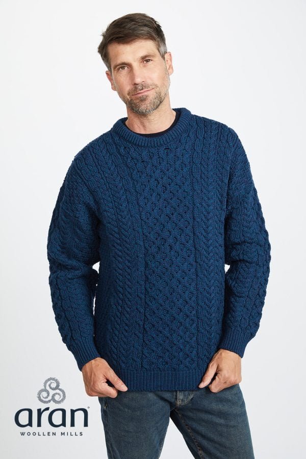 2022_PSF_A823_303_16 A823 303 Aran Sweater Blue