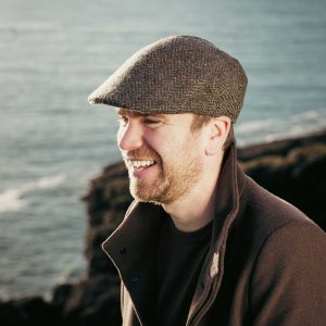 Tweed Sports Cap Brown Green Donegal Herringbone H14