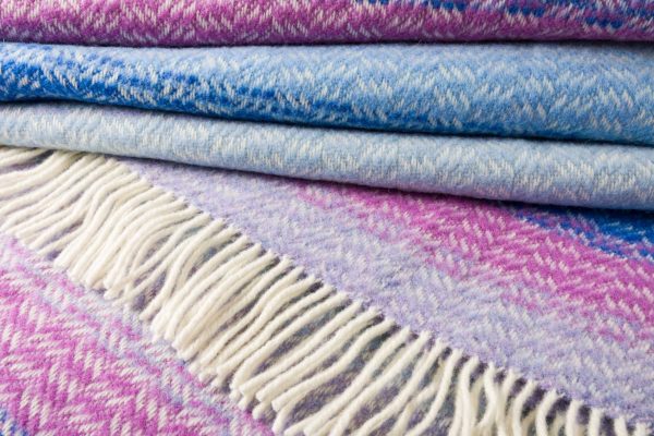 1450 Throw Close 1450 Throw Close