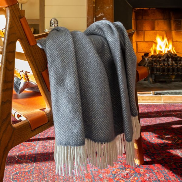 9000 - Oversize Merino Wool Cashmere Throw Grey Herringbone 4