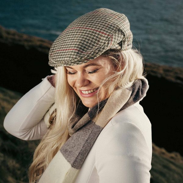TC H35 - Irish Tweed Cap Green Beige Houndstooth 6 TC H35 - Irish Tweed Cap Green Beige Houndstooth 6